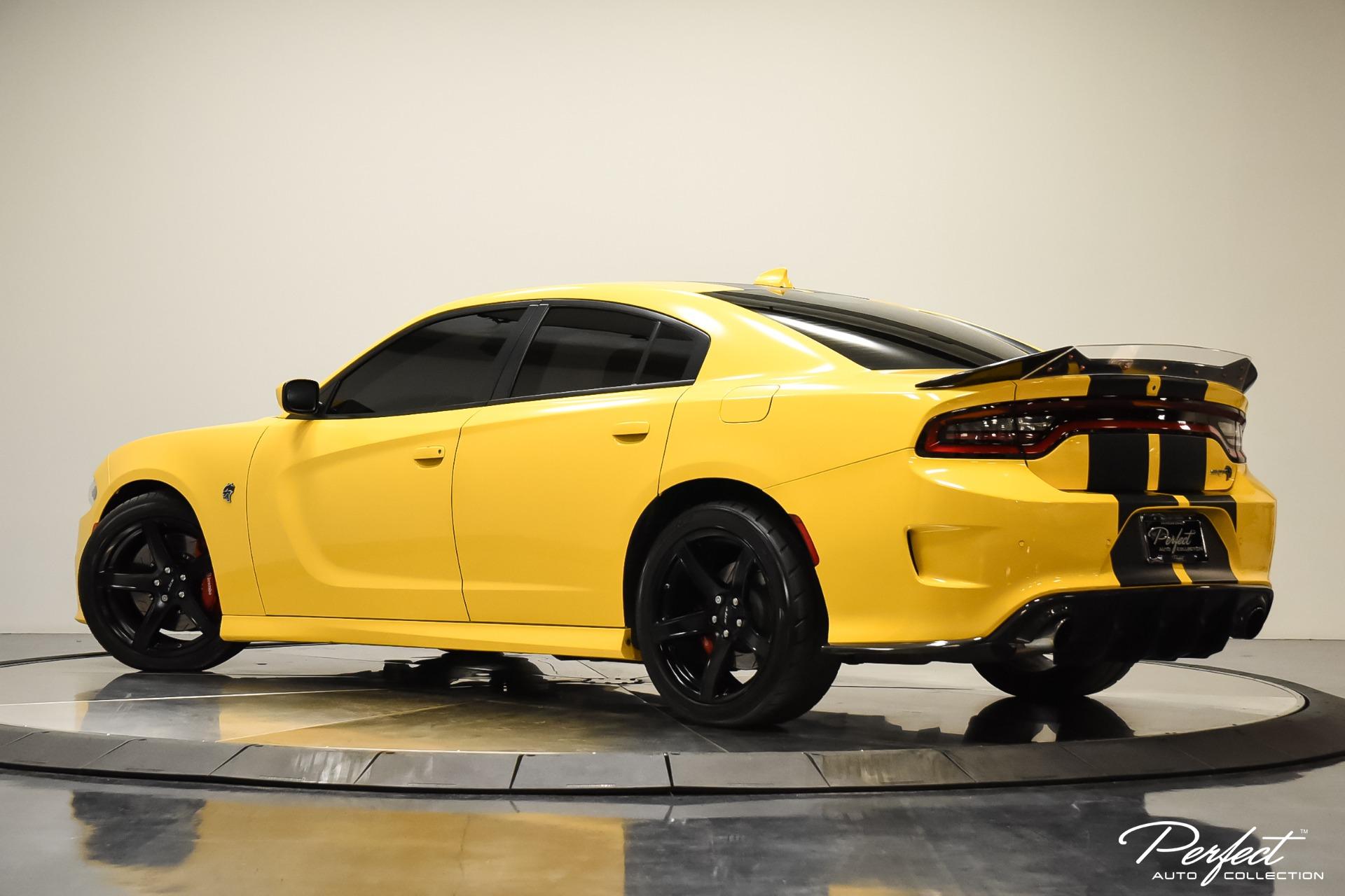 Used 2017 Dodge Charger SRT Hellcat For Sale ($61,995) | Perfect Auto ...