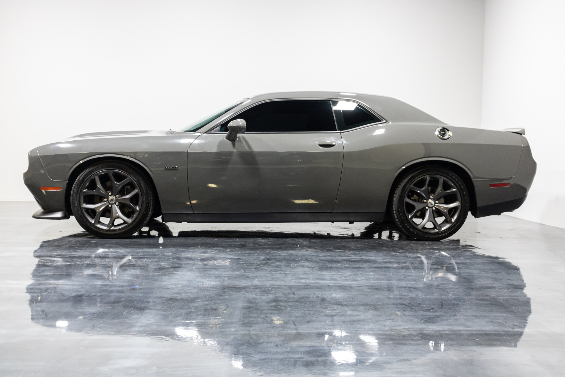 Used 2019 Dodge Challenger R/T For Sale ($25,493) | Perfect Auto ...