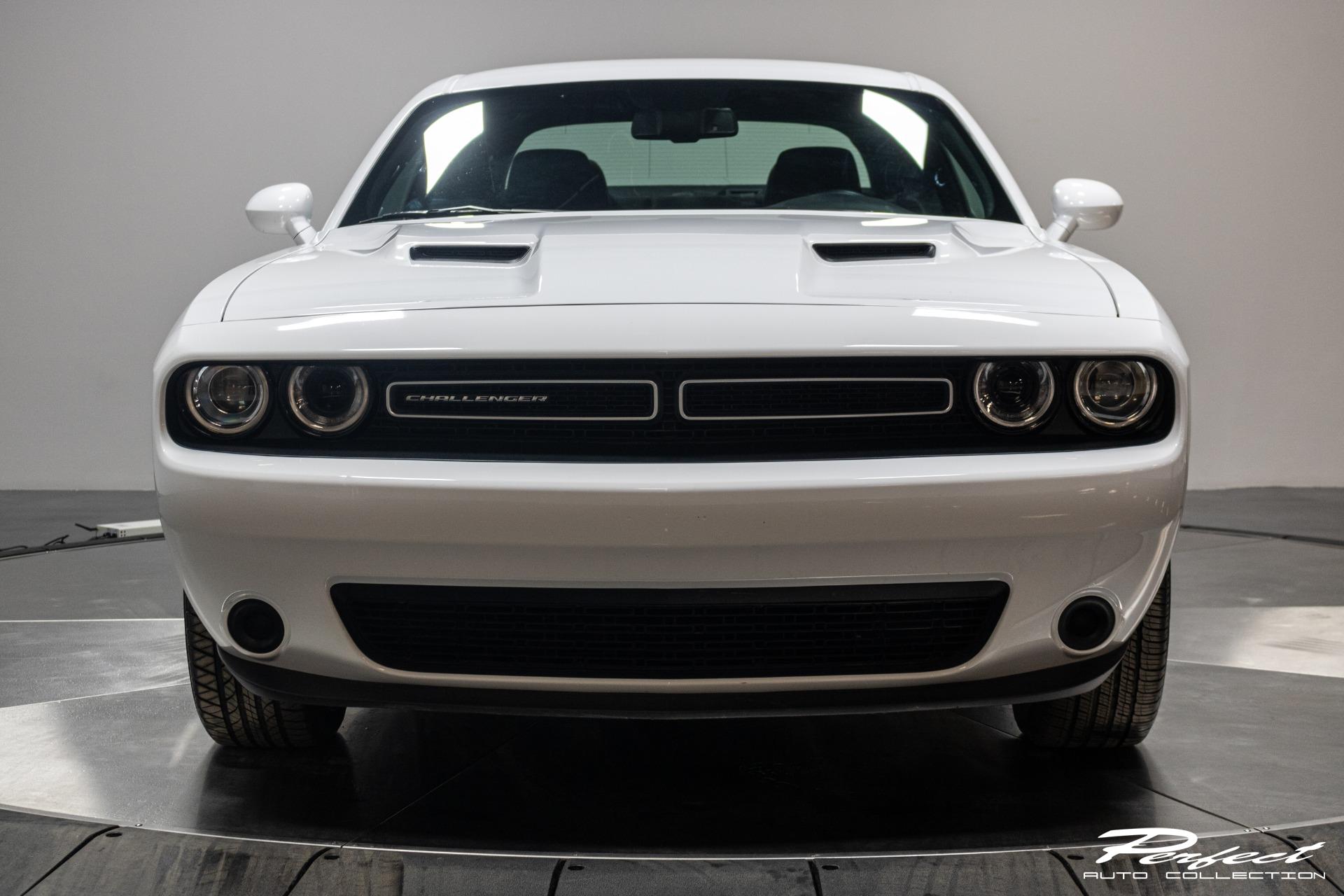 Dodge challenger awd