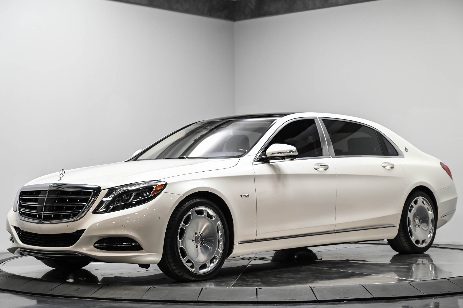 2017 maybach store s600 price