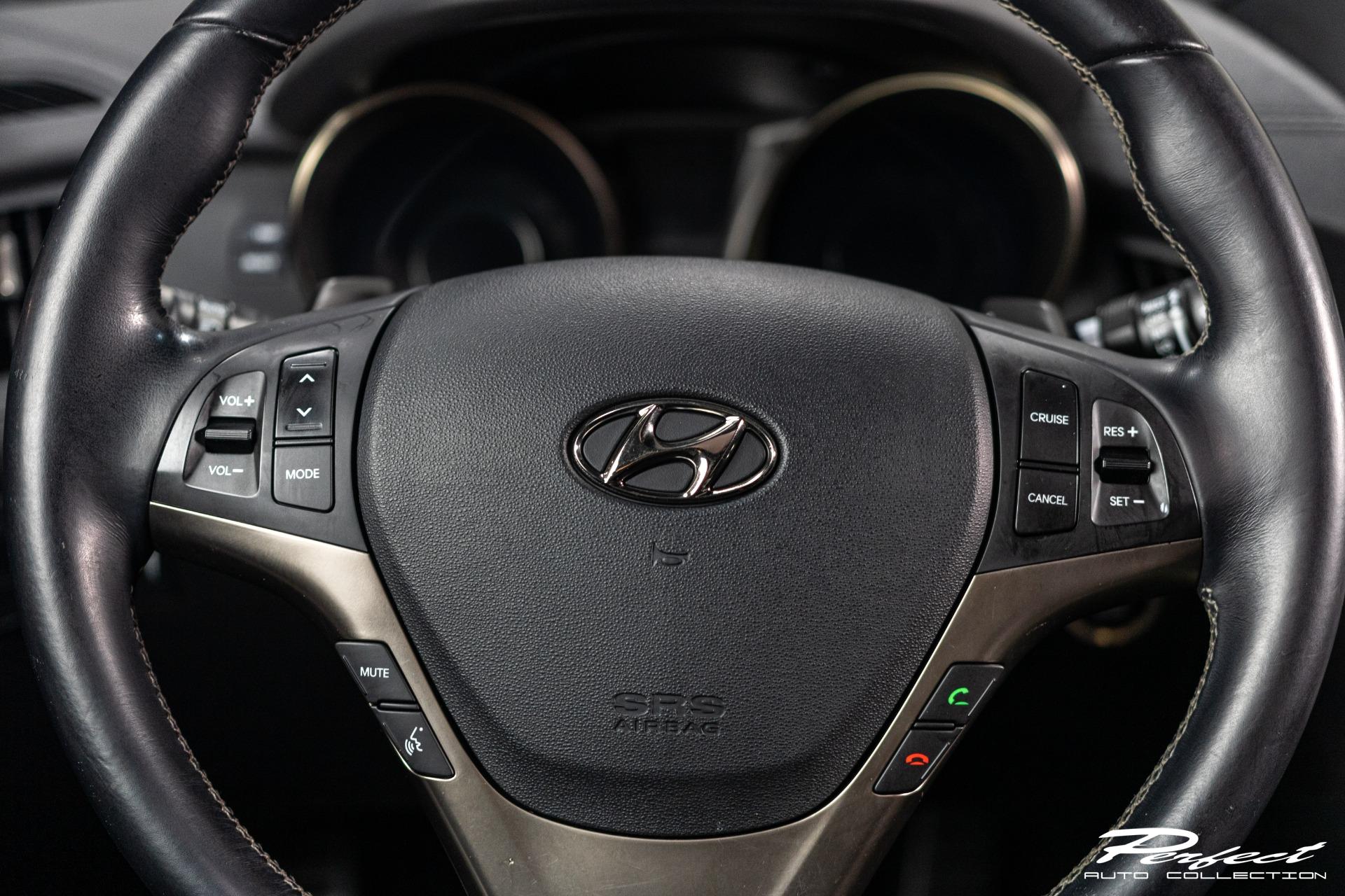 Auto Interior Technic Steering Wheel Wrap (Genesis Coupe 09-13)