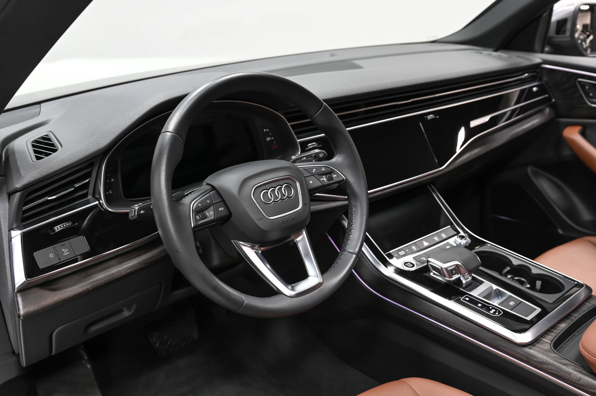 https://www.perfectautocollection.com/imagetag/2952/5/l/Used-2021-Audi-Q8-55-Premium-Plus-quattro-1700862857.jpg