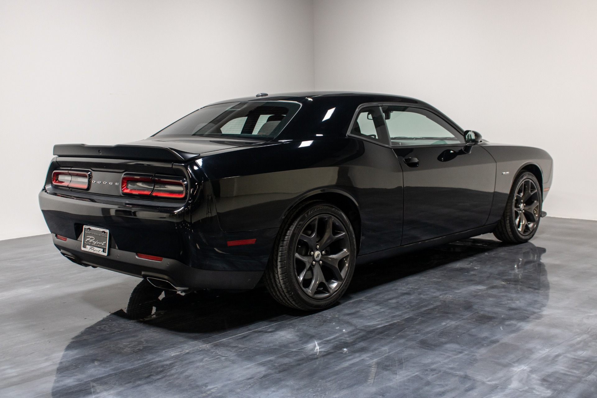 Used 2019 Dodge Challenger R/T Coupe 2D For Sale ($25,493) | Perfect ...