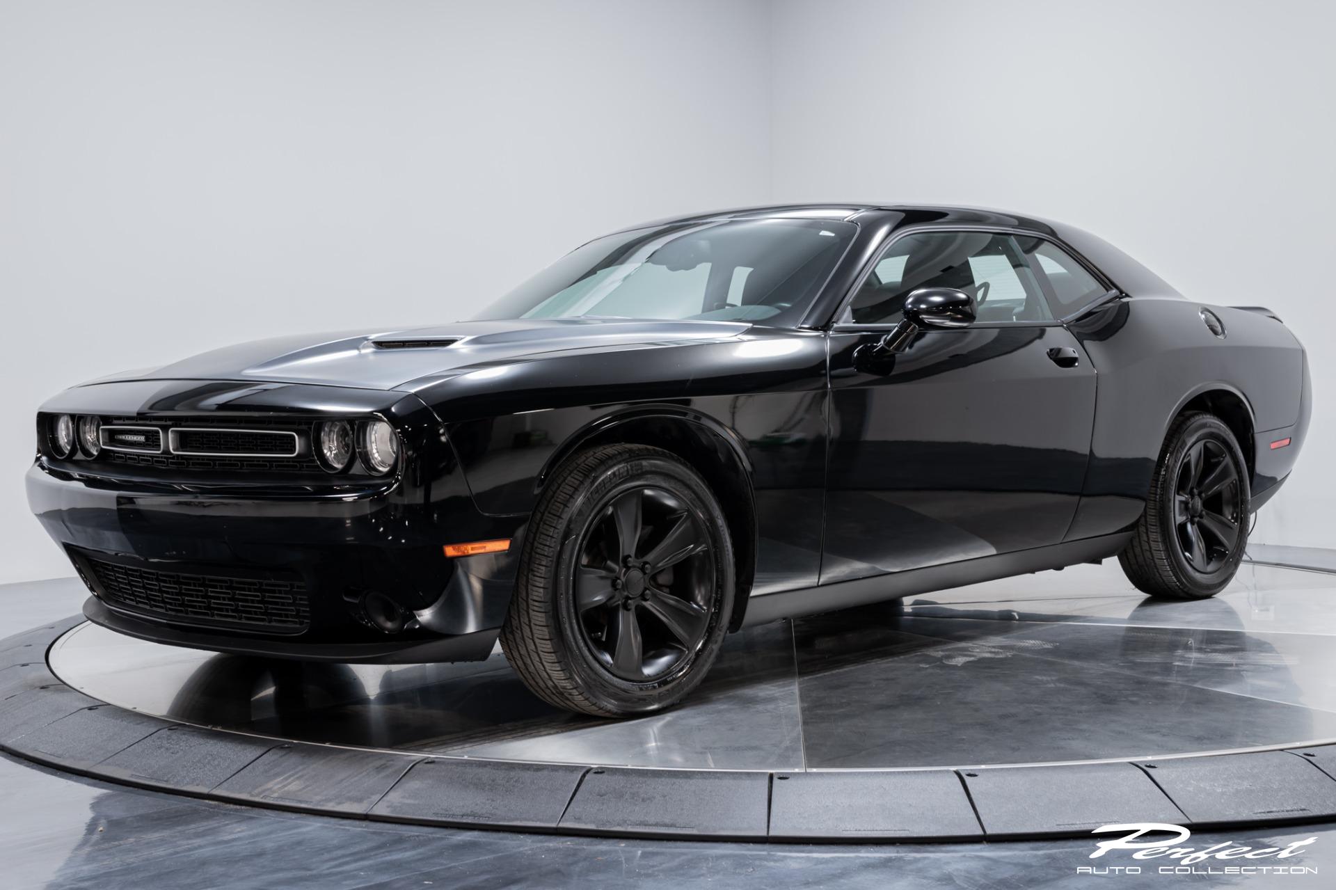 Used 2016 Dodge Challenger SXT For Sale (Sold) | Perfect Auto ...