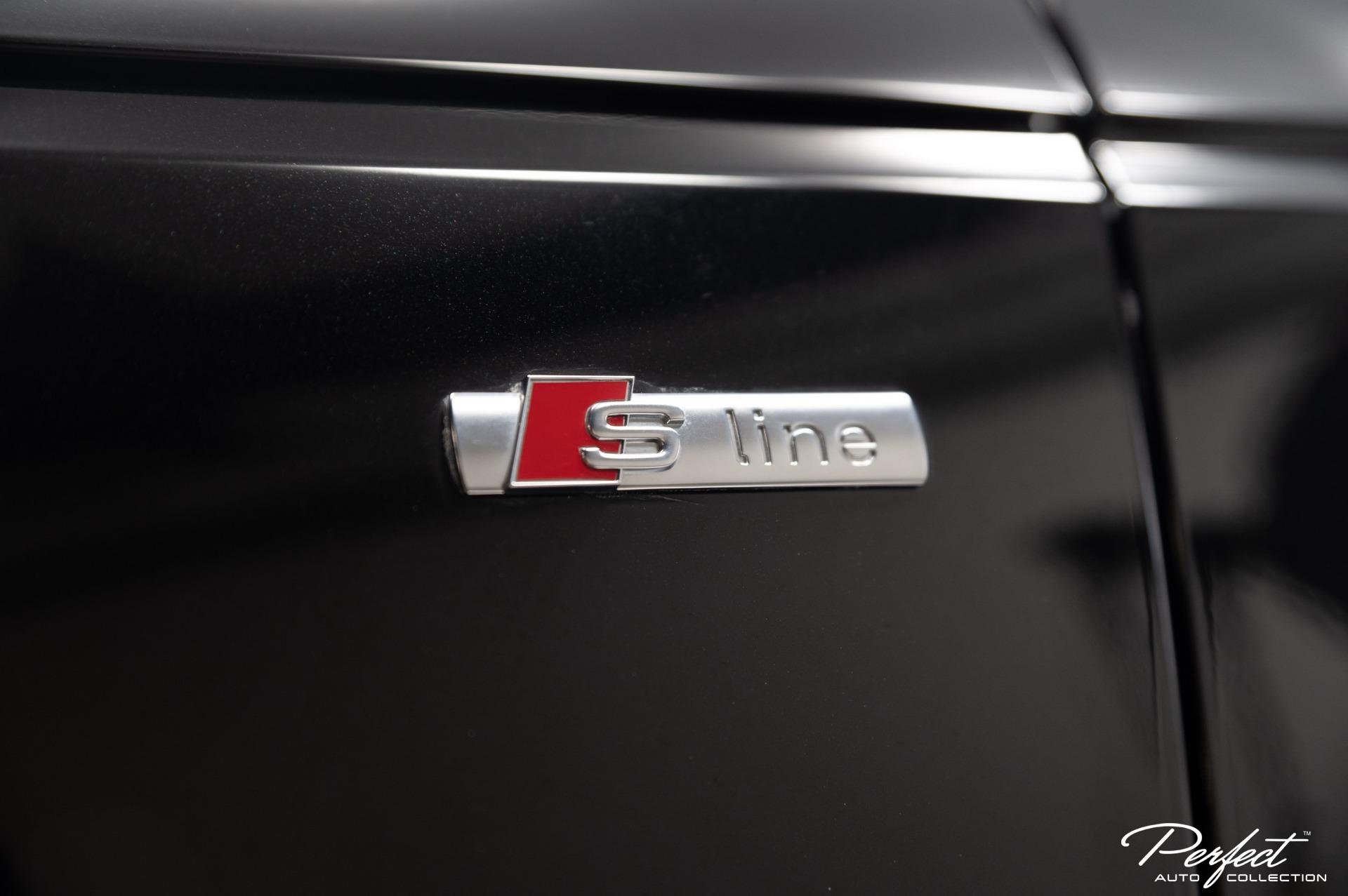 Original Audi Ringe Emblem A3 (8V) Limousine Logo Aufkleber Black