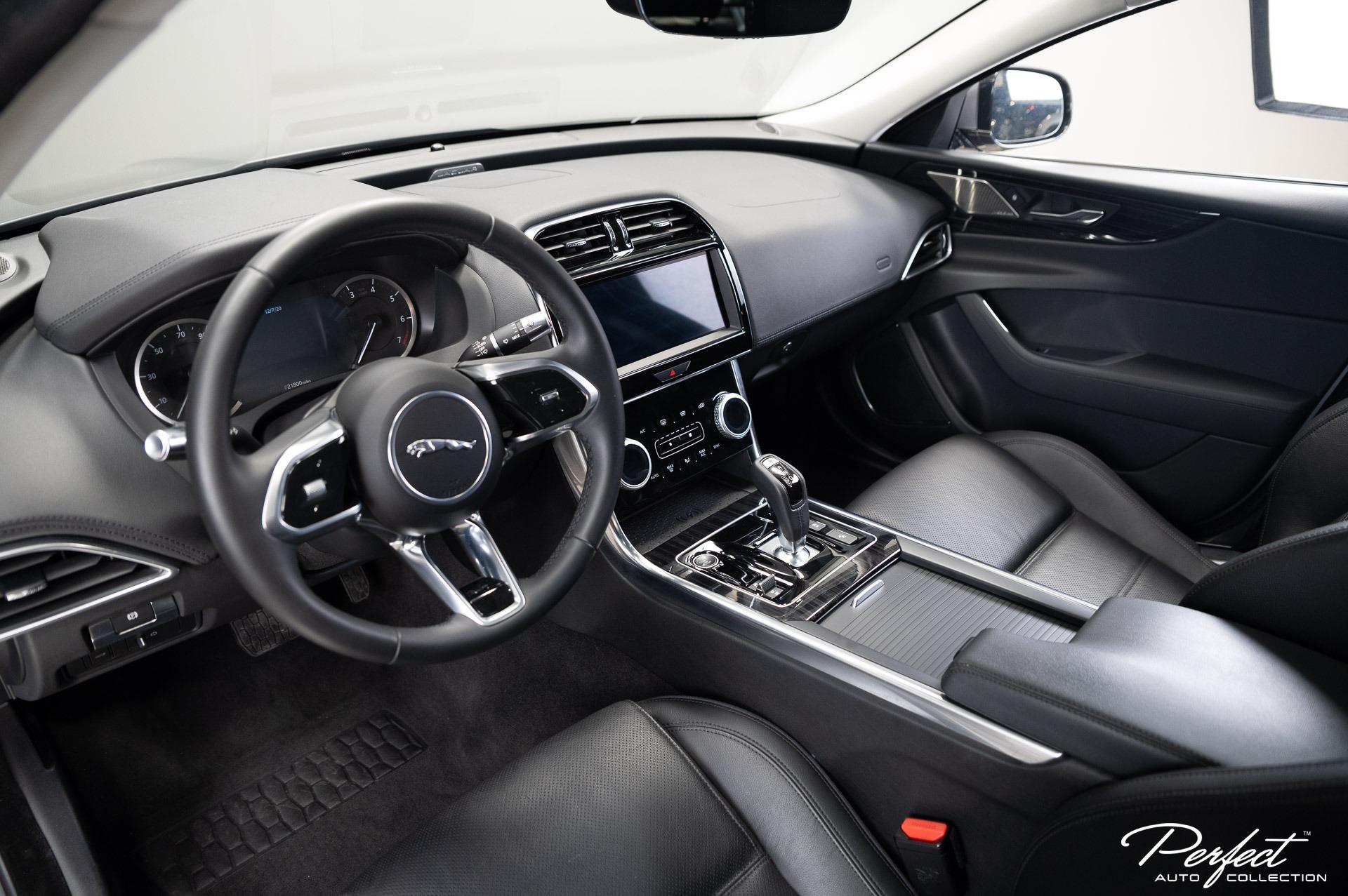 2019 Jaguar XE Interior