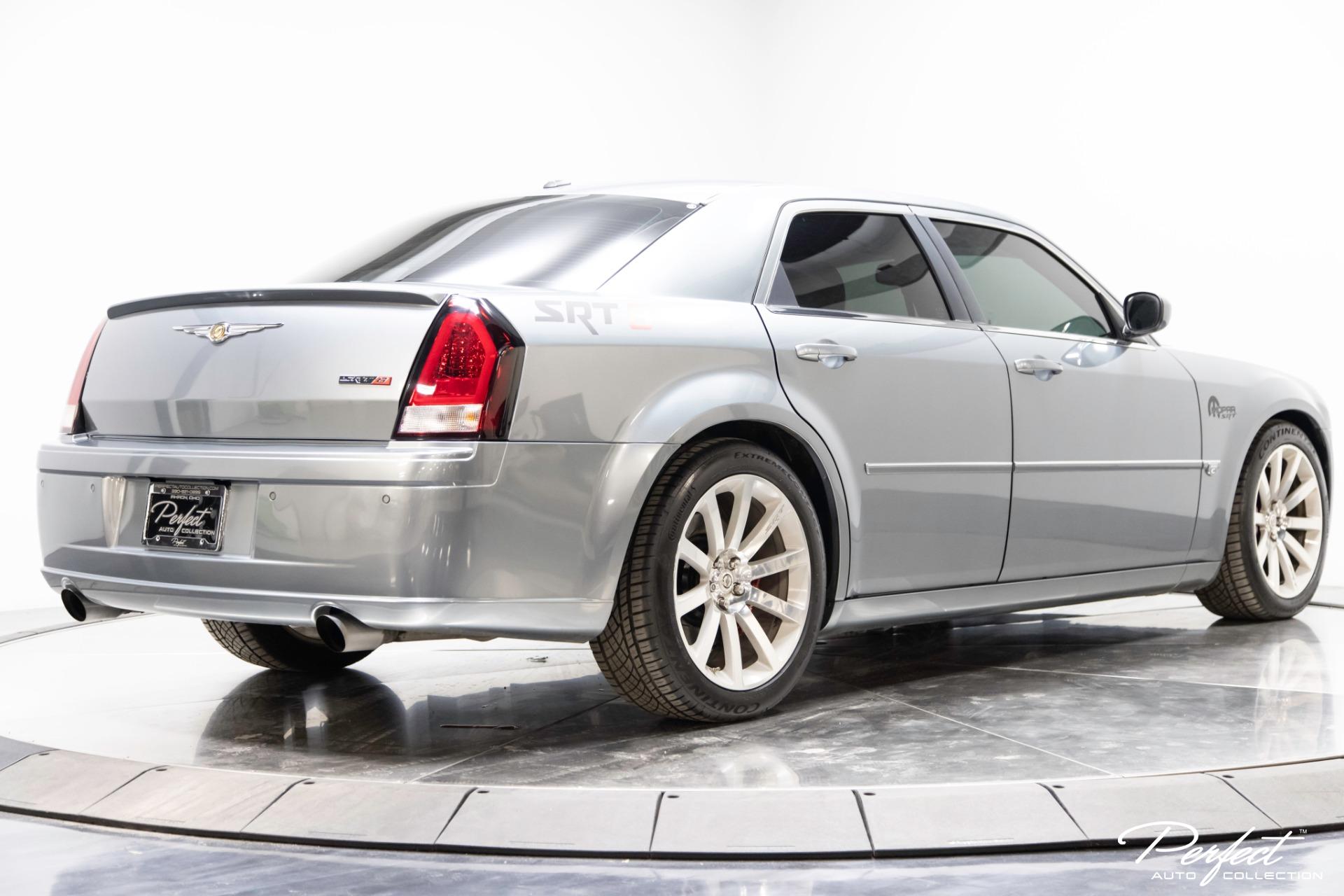 Used 2006 Chrysler 300 SRT-8 For Sale ($15,995) | Perfect Auto ...